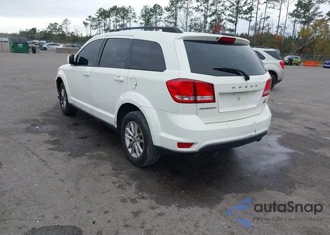 2015 Dodge Journey Sxt z USA, uszkodzony, nr VIN 3C4PDCBG6FT529172
